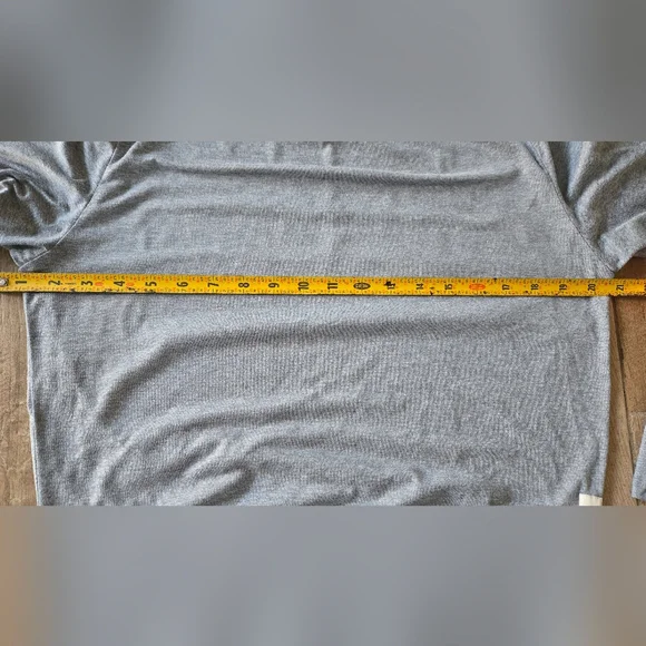 Vuori Smoke Blue Daydream Crew Sweatshirt - Picture 7 of 8